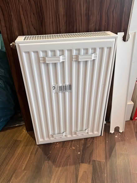 Photo of free Slim line radiator (SE10 Greenwich) #2
