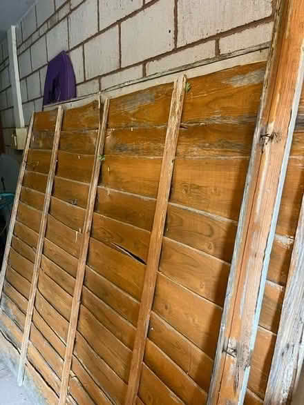 Photo of free Old fence panels (5) 6 x 5ft (Hunderton HR2) #1