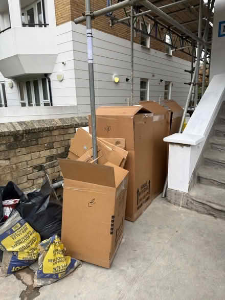 Photo of free moving boxes (Nw3 5pl) #2