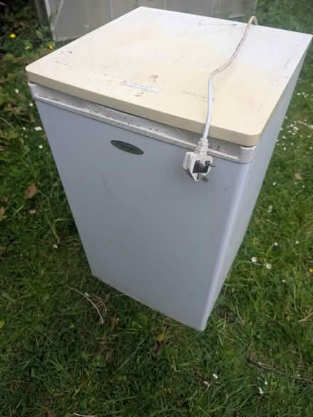 Photo of free Fully working single fridge (Horsham Roffee) #1