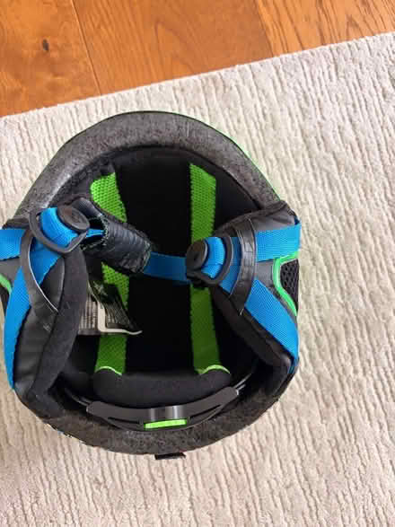 Photo of free Ski helmet quicksilver kid (Tufnell Park N7) #4