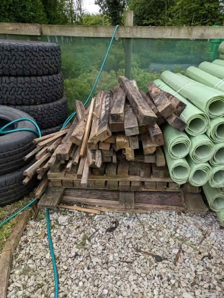 Photo of free Pallets (Parsley Hay SK17) #4