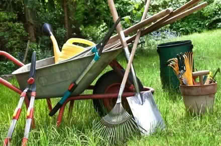 Photo of Garden Fork, Spade & Other Gardening Tools (Fleete CT9) #1