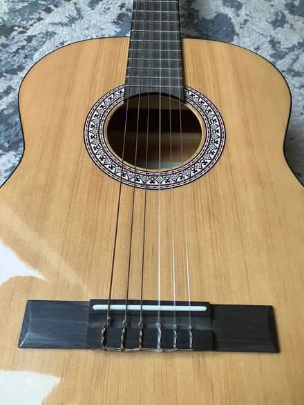 Photo of free Jose Ferrer 3/4 size Estudiante Classical Guitar (Chapel Lawn SY7) #2
