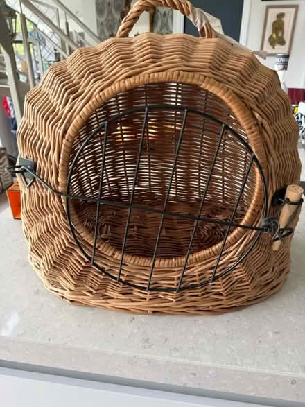 Photo of free Cat basket suitable for 1 cat (Windsor SL4) #2
