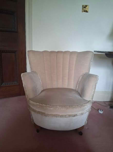 Photo of free Occasional chair (Avon Dassett CV47) #1