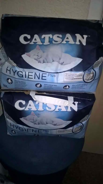 Photo of free Cat Litter (Clayton West HD8) #1