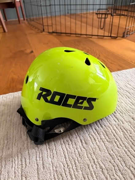 Photo of free helmet bike/skate for kids (Tufnell Park N7) #1