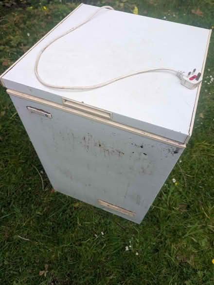 Photo of free Fully working Chest Freezer Single (Horsham Roffee) #1
