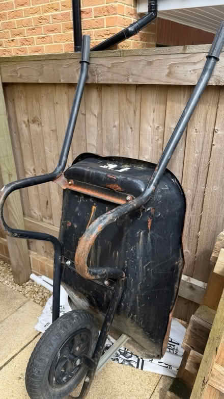 Photo of free Metal Wheelbarrow (HD4) #1