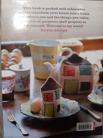 Photo of free The art of home and crafts room by room/Kirstie Allsopp book (Gilmerton EH17) #3
