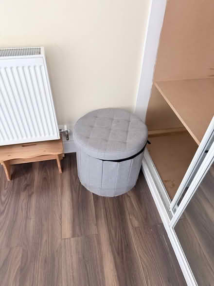 Photo of free Ottoman grey (Collection SW6) #1