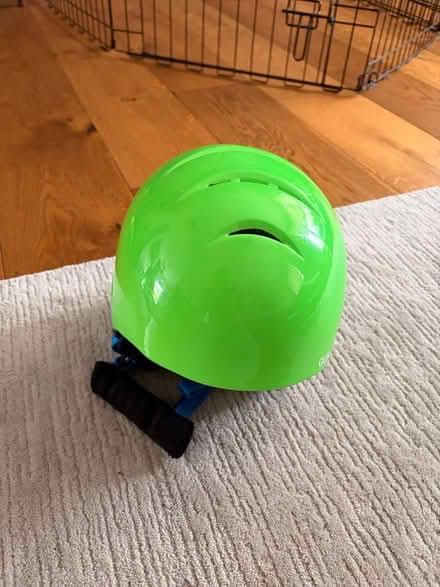 Photo of free Ski helmet quicksilver kid (Tufnell Park N7) #3