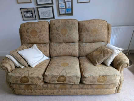 Photo of free 3 seater Sofa ( Vale bridgecraft) (Altrincham WA15) #2