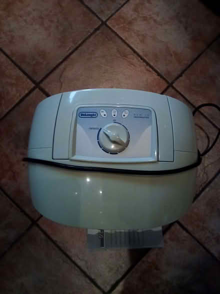 Photo of free DeLonghi Dehumidifier (Robertsbridge TN32) #2