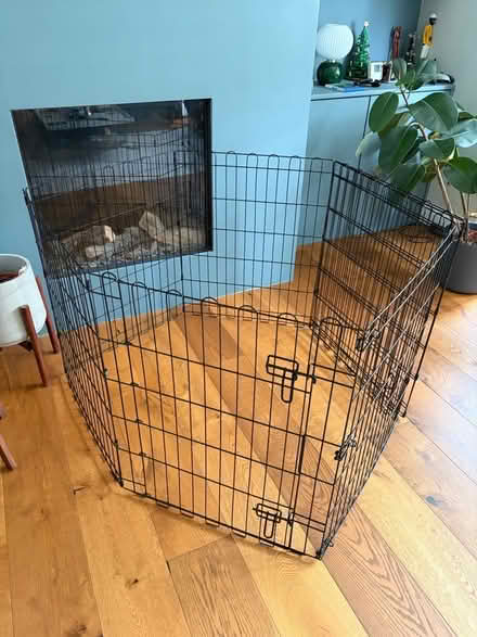 Photo of free Dog crate (Tufnell Park N7) #1