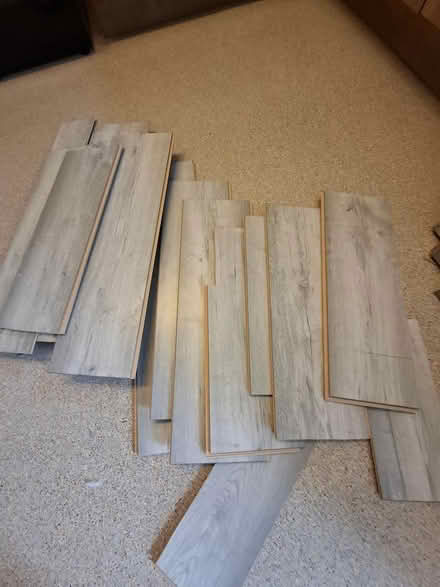 Photo of free Light grey flooring (Hopwood B48) #2