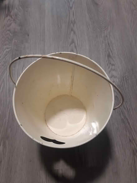 Photo of free Creamy white metal bucket, w handle (Edinburgh EH17) #2