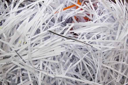 Photo of Paper shredder (Cefnsuran Farm LD7) #1