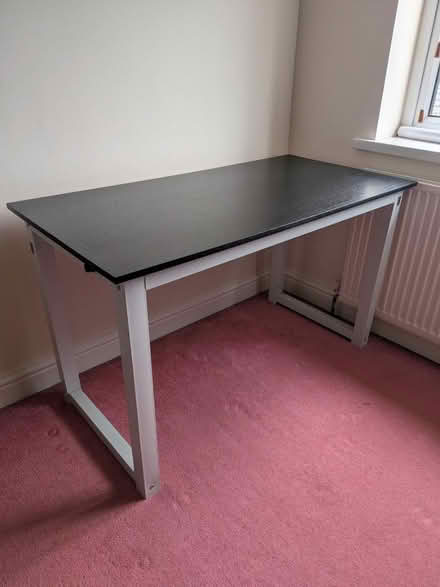 Photo of free Desk (Kiveton Park, S26) #1