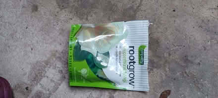 Photo of free Rootgrow powder (Longden SY5) #1