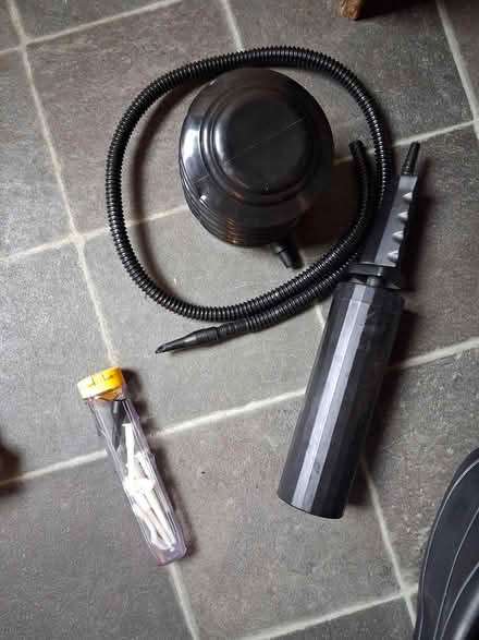 Photo of free Yoga Balls (DE24 Alvaston) #3