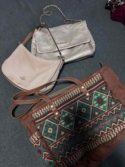 Photo of free Hand Bags (Vilonia) #1