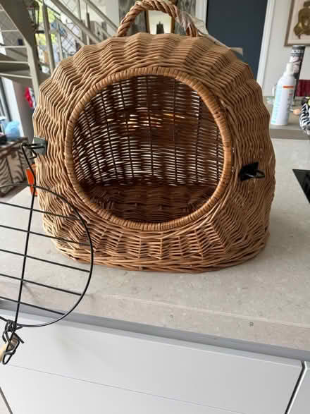 Photo of free Cat basket suitable for 1 cat (Windsor SL4) #1