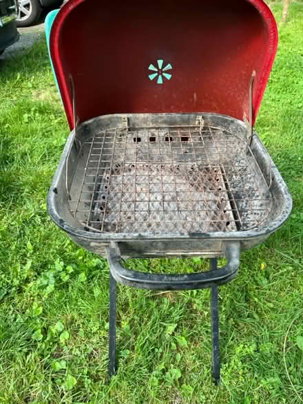 Photo of free Portable BBQ grill (Guthriesville) #1