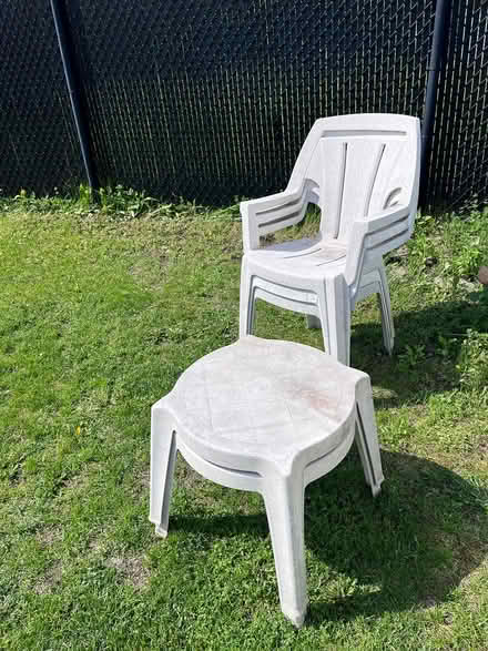 Photo of free Outdoor table & chairs (Aylmer) #1