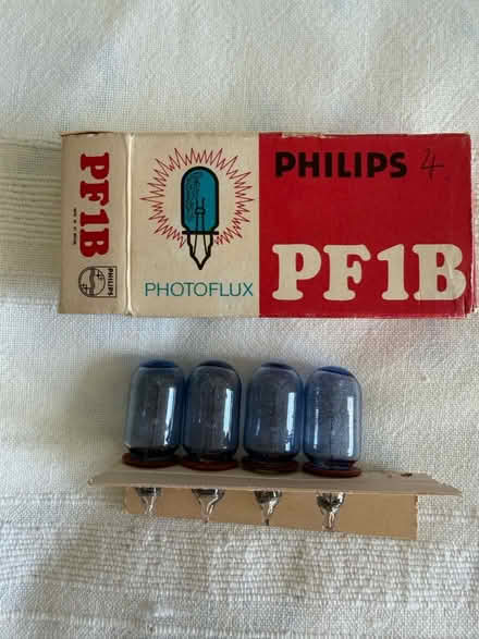 Photo of free Philips Disposable Once only Flash Bulbs (Hessenford PL11) #1