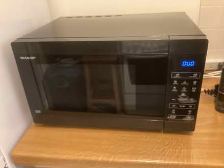 Photo of free Microwave (Lower Earley RG6) #1