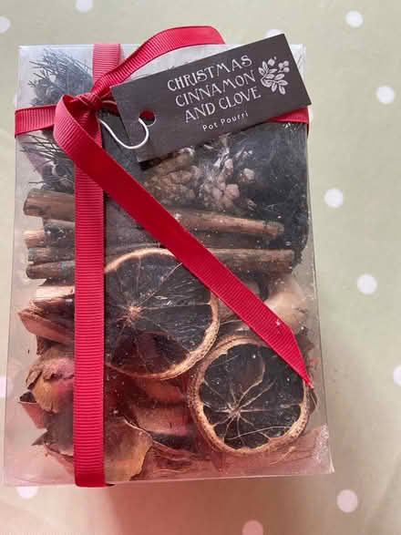 Photo of free Pot pourri (Southdown AL5) #1