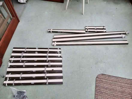 Photo of free Mix of vertical and angled blinds with screw fitting pack (Walworth SE17) #3