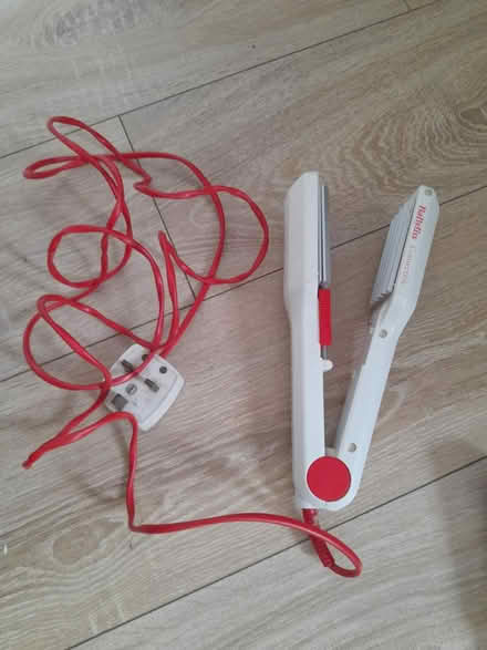 Photo of free Retro Hairstyling Tools (Oxford, Cowley OX4) #3