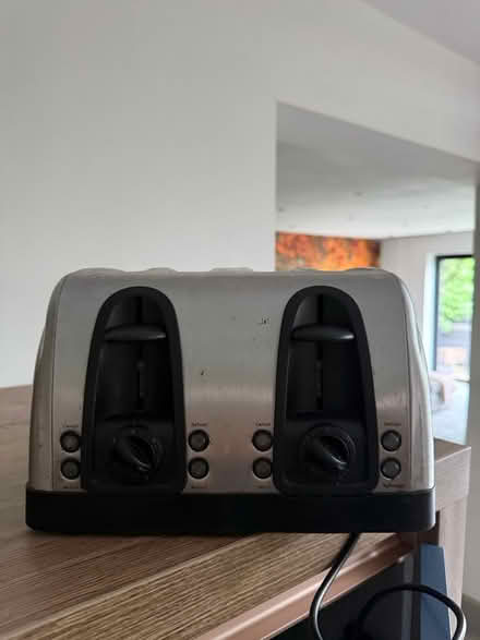 Photo of free Toaster (SK9) #2