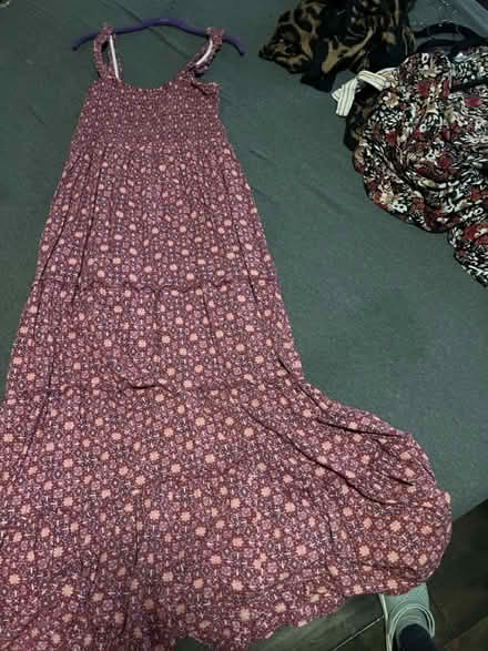 Photo of free Pulse size large clothing/ women’s (Vilonia) #2