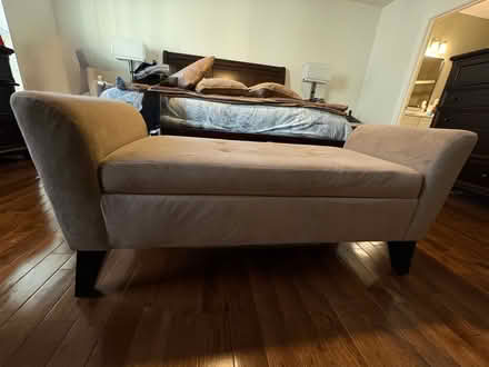 Photo of free Bench seat (Aldie) #1