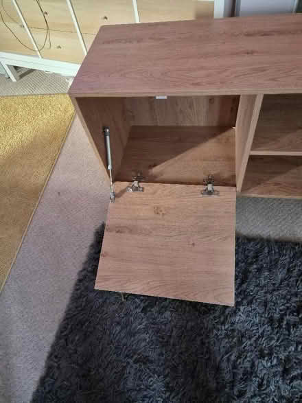 Photo of free Small tv Stand with cupboard ,wood effect (Hibaldstow DN20) #2