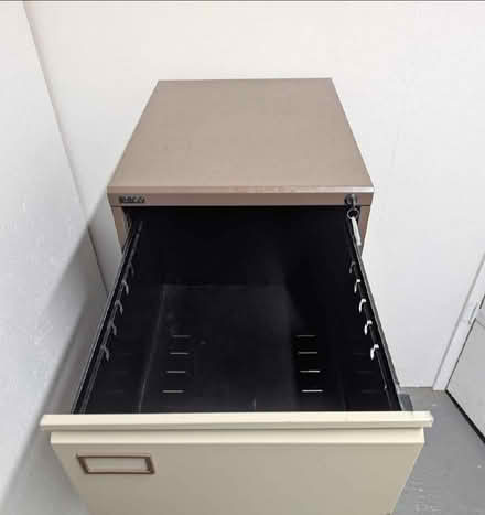 Photo of Files cabinet (Parson Cross S5) #3