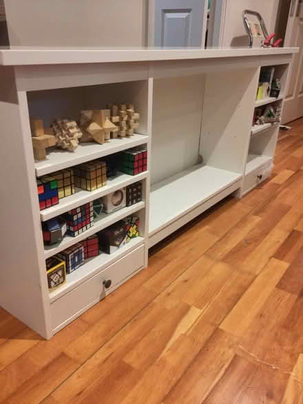 Photo of free White IKEA shelf (South Quay E14) #1