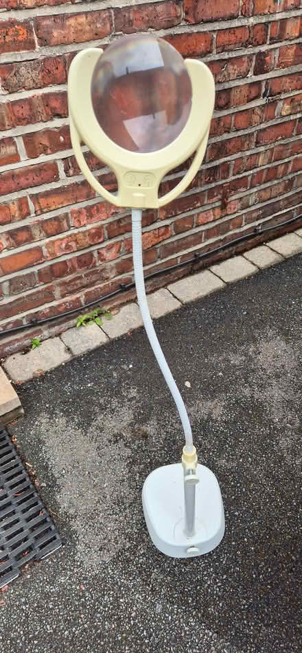 Photo of free Reading magnifier with light (Altrincham WA15) #1