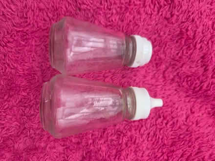 Photo of free Traditional glass salt & pepper shakers (Barkingside IG5) #1