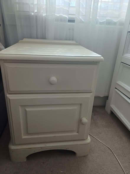 Photo of free Solid Oak Bedside Table (Wood Green N22) #2