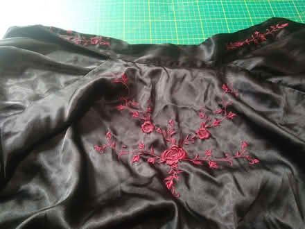 Photo of free Embroidered kimono-style dressing gown (West Croydon CR0) #2
