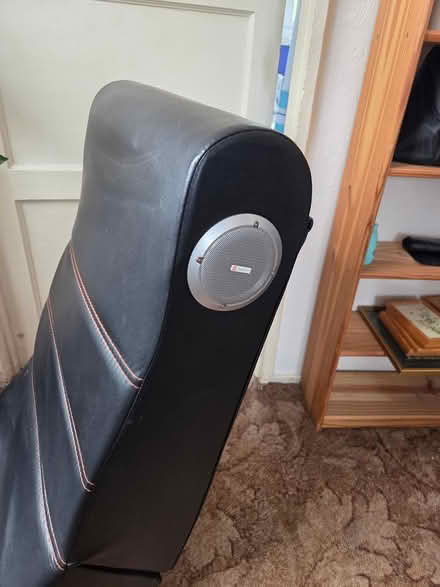 Photo of free Gaming Chair (Loughton Essex IG10) #3