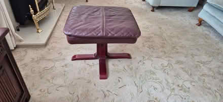 Photo of free wood and leather pouffe (Humphrey's End GL5) #1