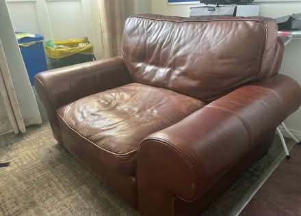 Photo of free Brown leather sofa (Edinburgh EH9) #1