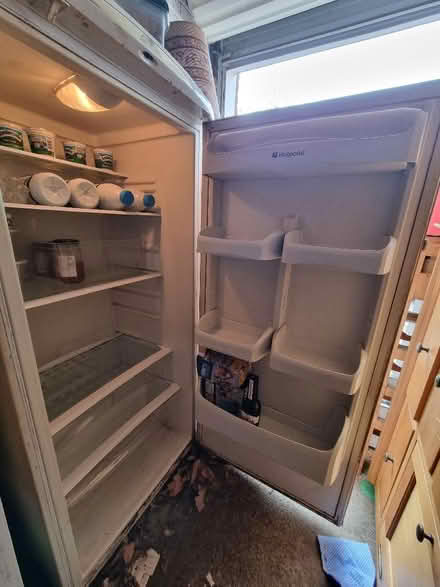 Photo of free hotpoint rla51 fridge (Sunniside NE16) #4