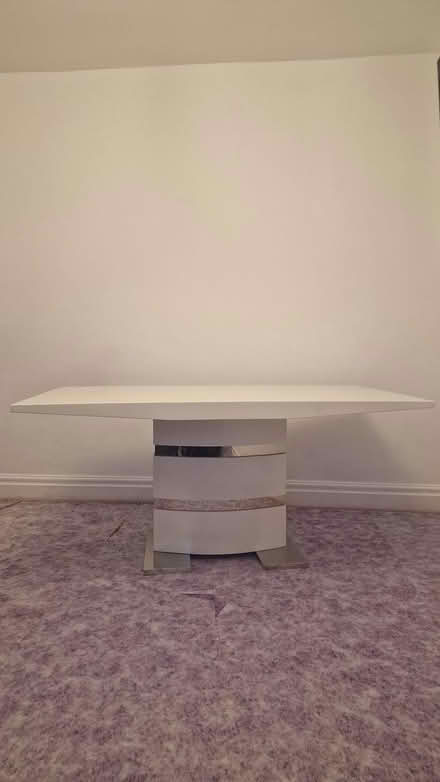 Photo of free dining table 6 chairs (144 old lane leeds LS11) #1